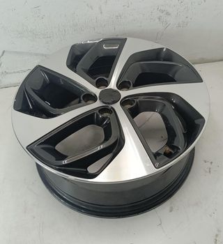 Llanta HYUNDAI TUCSON DE 19”-Refe:52910D7410