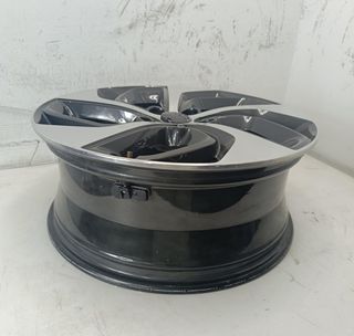 Llanta HYUNDAI TUCSON DE 19”-Refe:52910D7410