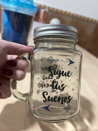 Vaso de vidrio con tapa diseño Sigue tus sueños