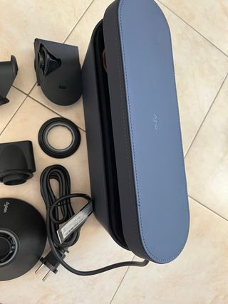 Dyson Supersonic Blu Prussiano •  Nuovo