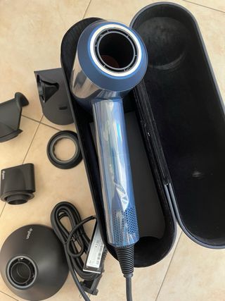 Dyson Supersonic Blu Prussiano •  Nuovo