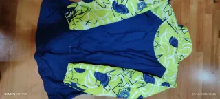 Chaqueta  azul y amarilla