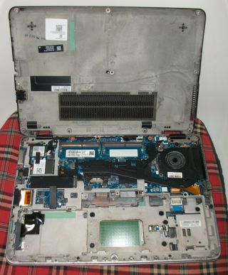 Portatile HP Elitebook 840 G4. Vedi le foto dello stato.