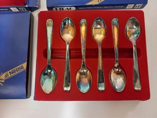 24 Cucchiaini Nestle Placcati Argento