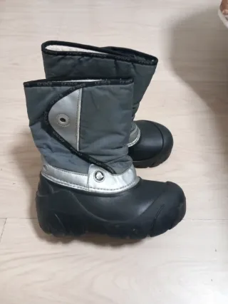 Botas de Nieve Crocs Niños Negro/Gris
