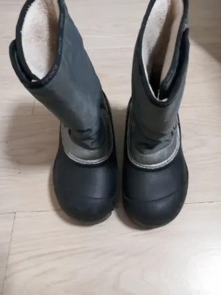 Botas de Nieve Crocs Niños Negro/Gris