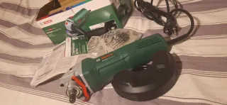 Amoladora Bosch 750W 115mm Lote1