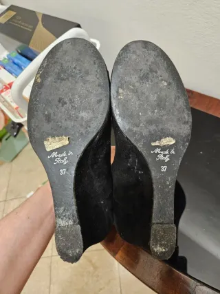 Scarpe con fiocco in camoscio nero