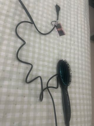 Cepillo alisador rowenta