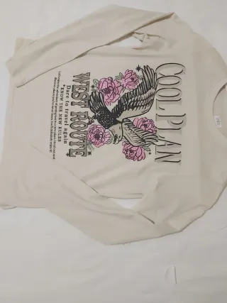 Camiseta ZARA Beige Estampado Águila Flores Talla
