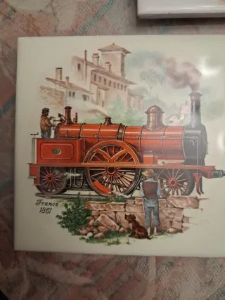 3 Azulejos Antiguos: Barco y Trenes