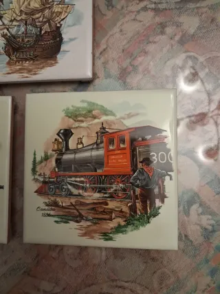 3 Azulejos Antiguos: Barco y Trenes