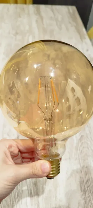 Bombilla LED E27 IKEA tipo globo