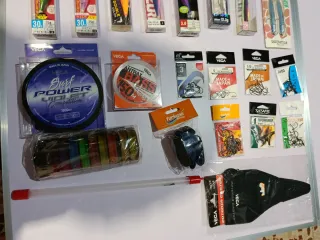 Material de pesca VEGA y otros
