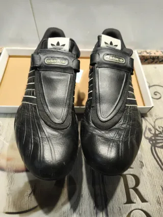 Zapatillas Adidas vintage Talla 48,5Negras de piel