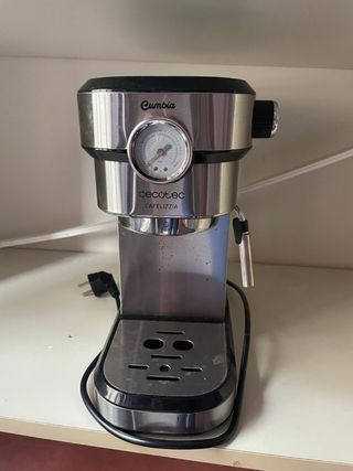 Cafetera Cecotec Cumbia Cafelizzia