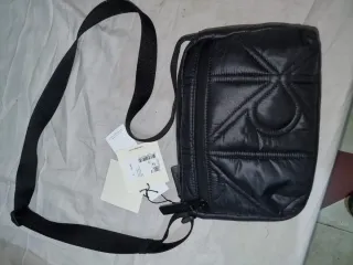 Mochila Calvin Klein negra acolchada
