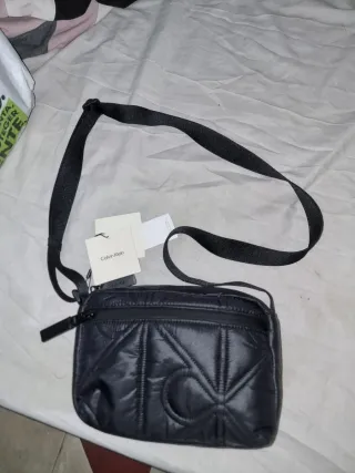 Mochila Calvin Klein negra acolchada
