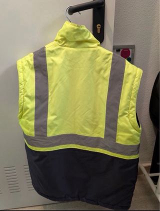 Abrigo de trabajo reflectante amarillo y negro