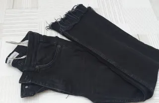 Pantalón vaquero negro