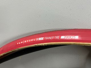 Rodillo Btwin InRide 500 + cubierta 700x25