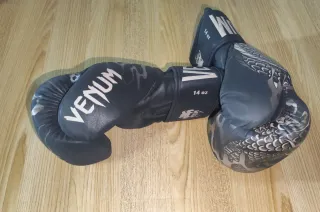 Guantes de Boxeo Venum Dragón