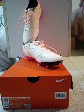 Botas de fútbol Nike Phantom GX II Academy FG/MG