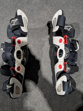 Rodilleras Alpinestars Fluid Pro