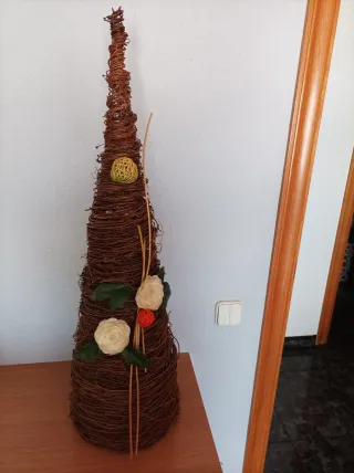 Cono mimbre 85cm decorativo nuevo