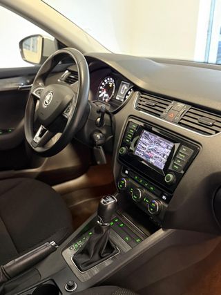 Skoda Octavia Scout 2.0 TDI 184CV
