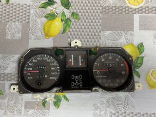 Cuadro Mitsubishi Montero V20 blanco