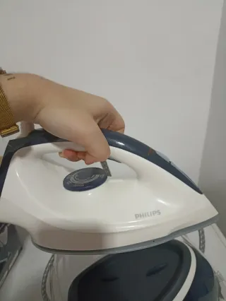 Plancha Philips Dampfbügelstation H5917