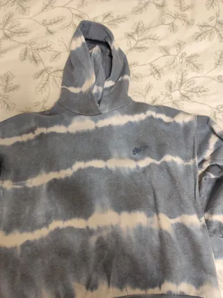 Sudadera Pull&Bear Tie-Dye Azul y Blanca