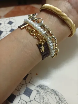 Pulseras Tous Oro y Plata 35€ cada una