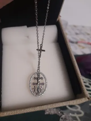 Colgante Cruz Plata y Circonitas