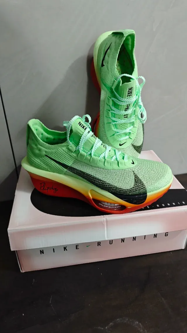 Zapatillas Nike netx 3 Running Verdes y Naranjas