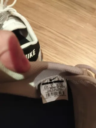 Zapatillas Nike Cortez Blancas y Negras