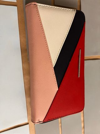 Cartera geométrica tricolor