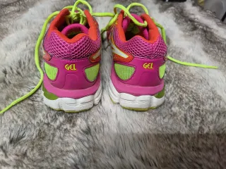 Zapatillas ASICS Naranja y Rosa