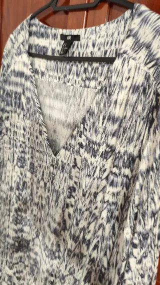 Vestido H&M estampado talla 46