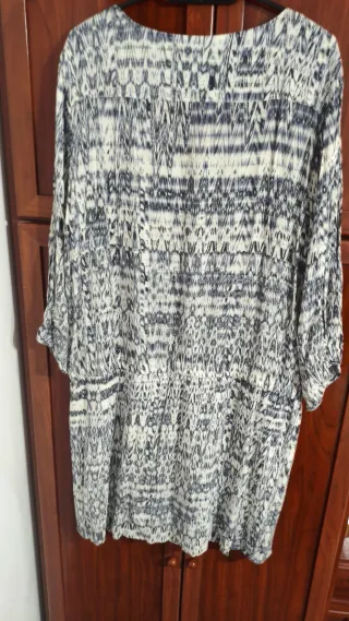 Vestido H&M estampado talla 46