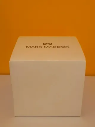 Reloj Mark Maddox verde turquesa.