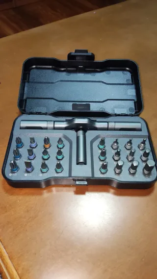 Set Destornillador Magnético 24 en 1