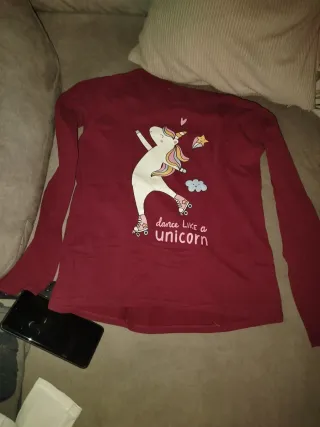 Camiseta unicornio patines manga larga