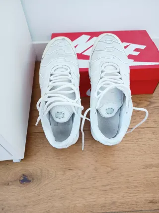 Nike TN Blancas originales