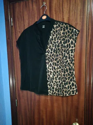Blusa SHEIN leopardo talla S
