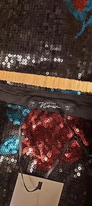 Traje de fiesta lentejuelas flores