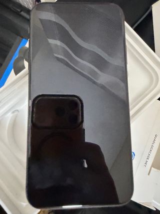 iPhone 11 64GB Space Gray en buen estado