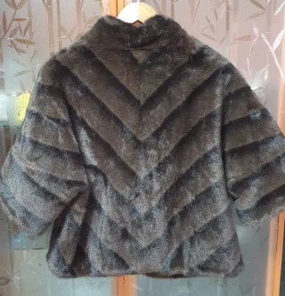 Eco pelliccia taglia unica nuova