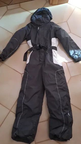 Tuta sci Decathlon 8 anni